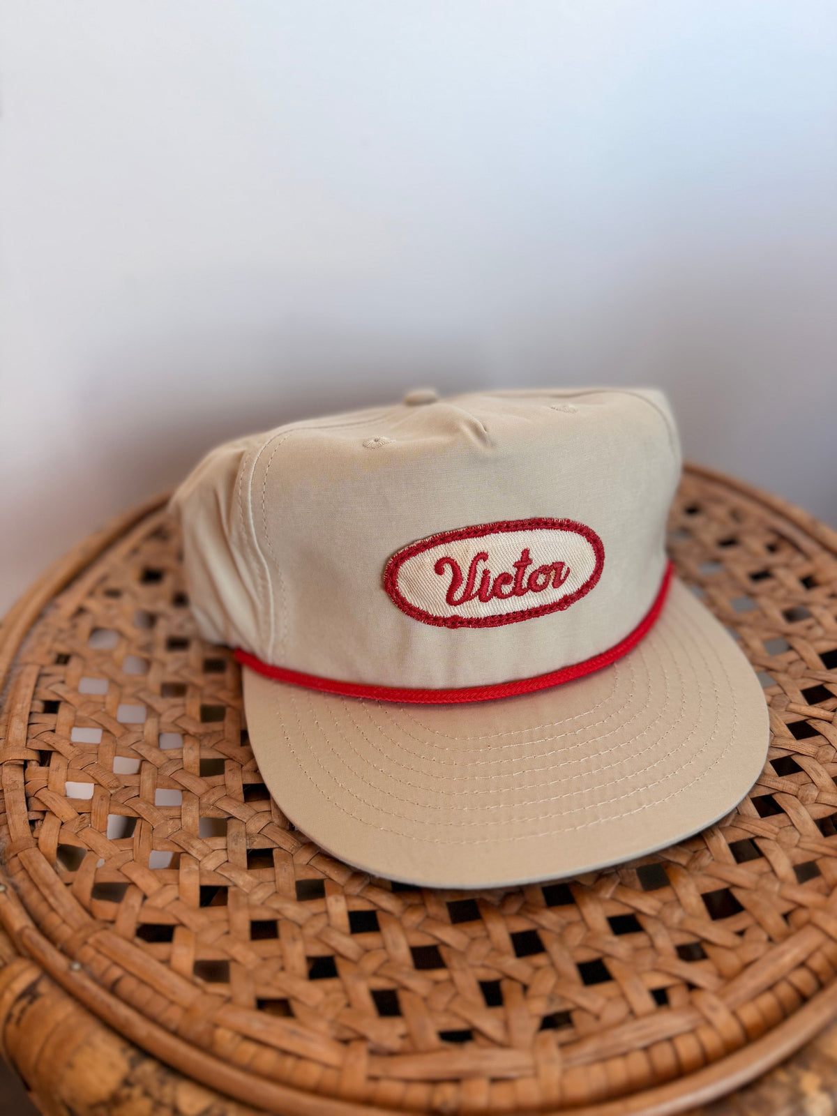 Victor Cream & Red Hat