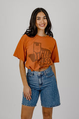 Willie Nelson UT Hook 'Em Horns Hand Sign Orange Thrifted Tee
