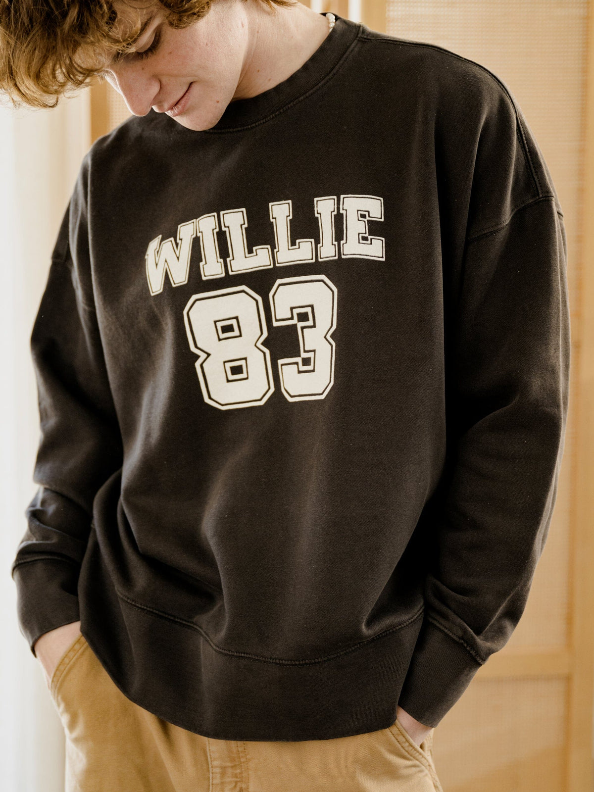 Willie Nelson '83 Tour Hi-Dive Oversized Crew Sweatshirt