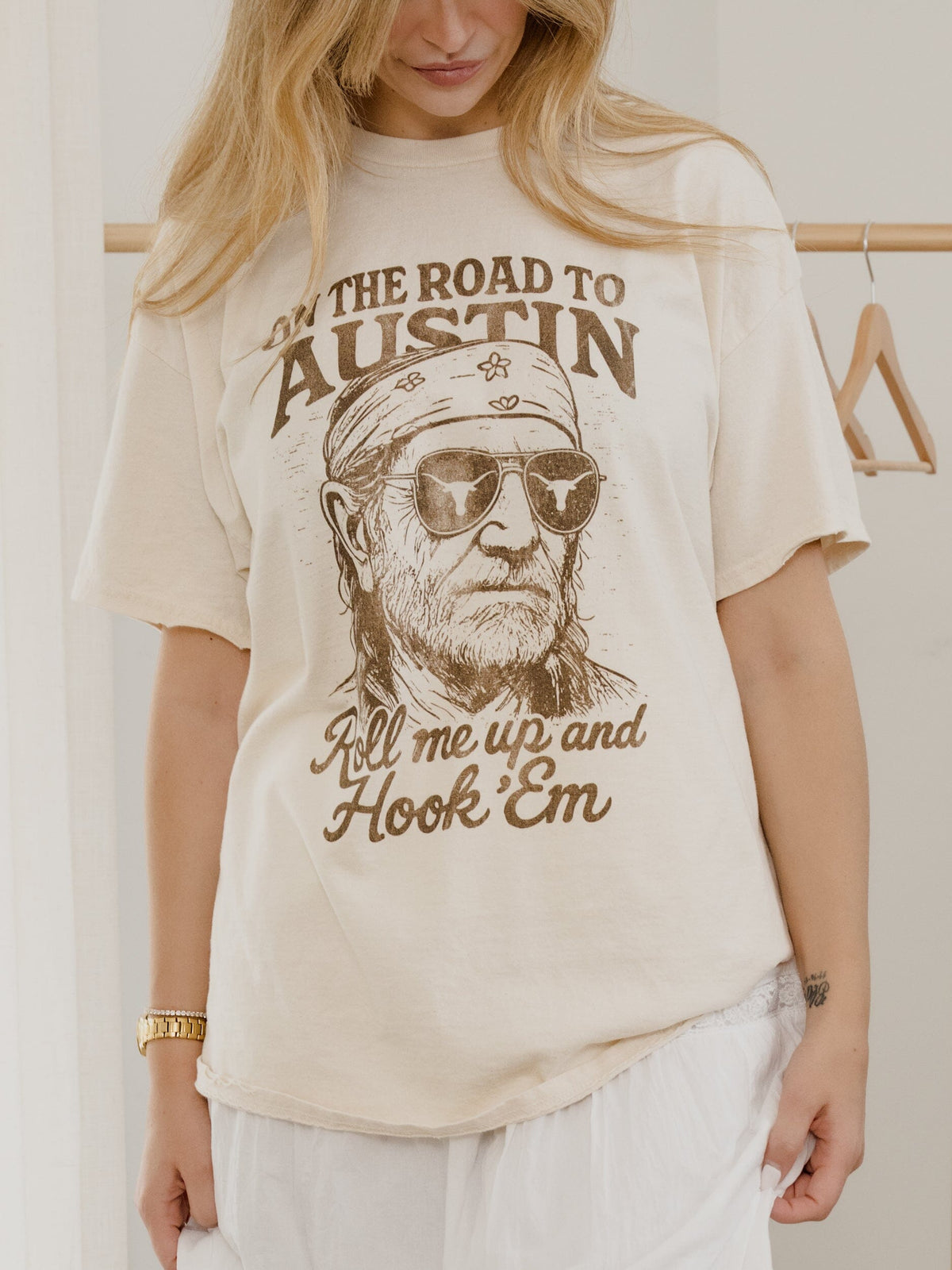 Willie Nelson Roll Me Up & Hook Em Off White Thrifted Tee