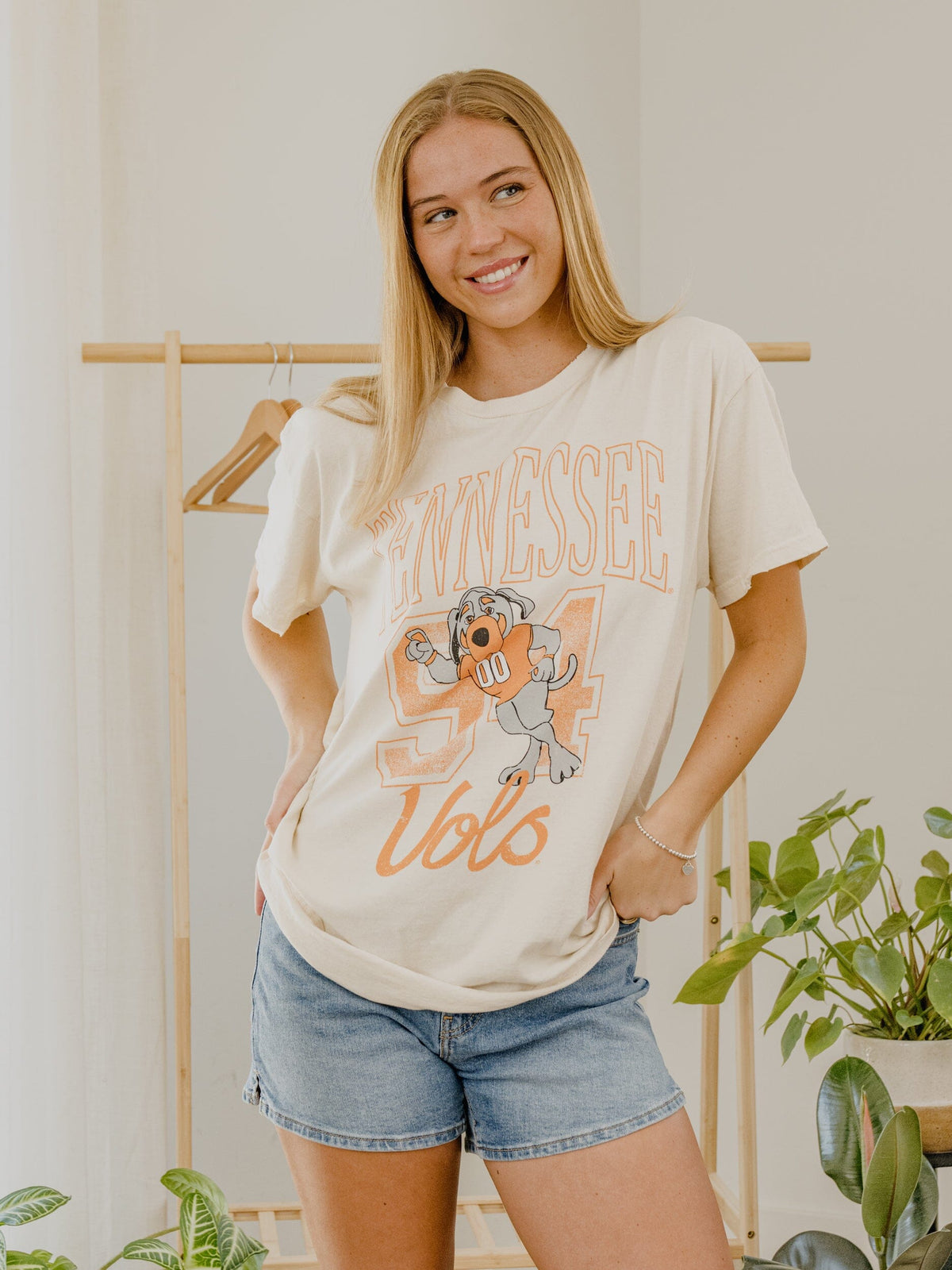 Tennessee Vols Club Mascot Off White Thrifted Tee