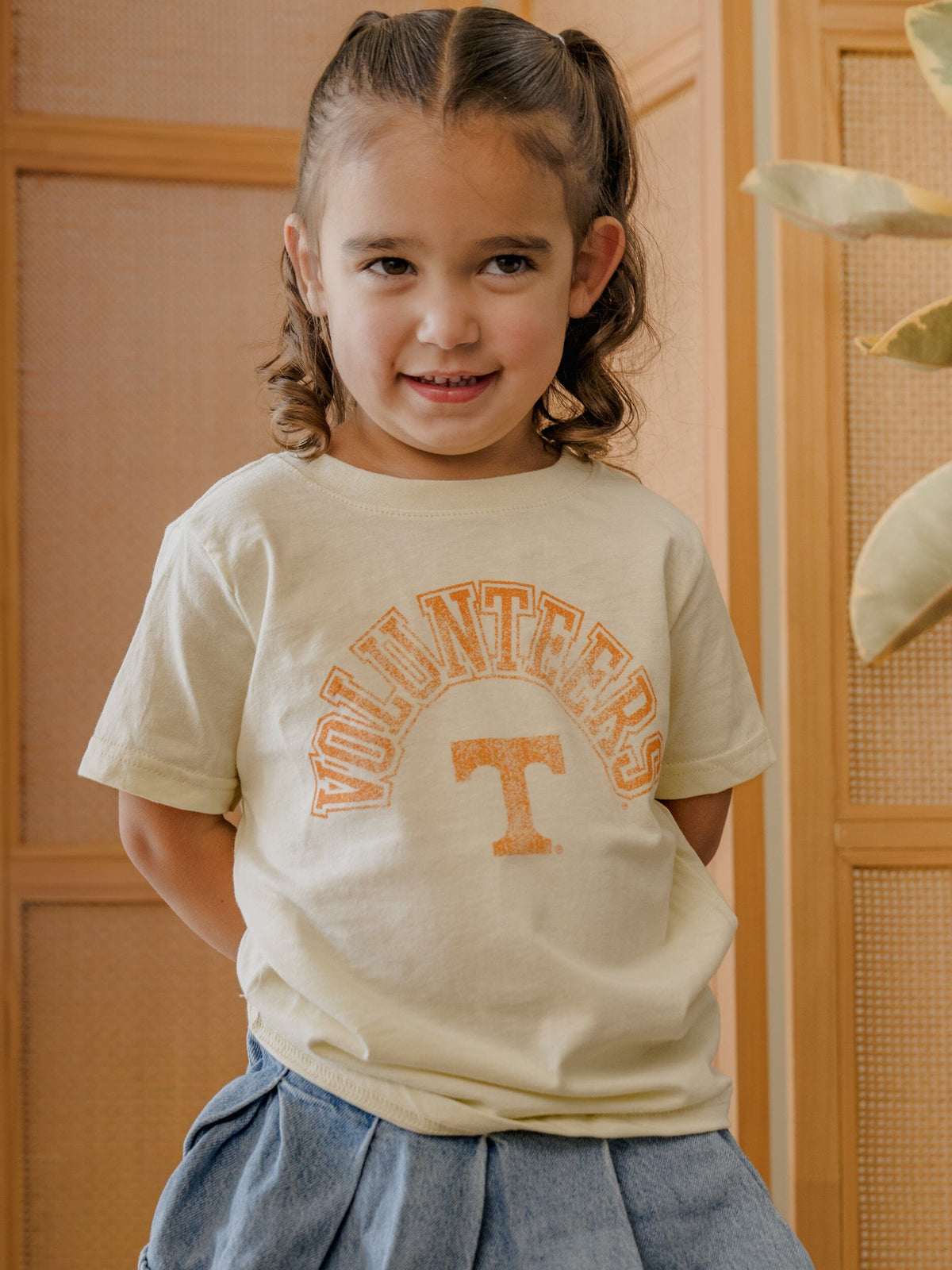 Children's Vols Mega Arch Cream Tee