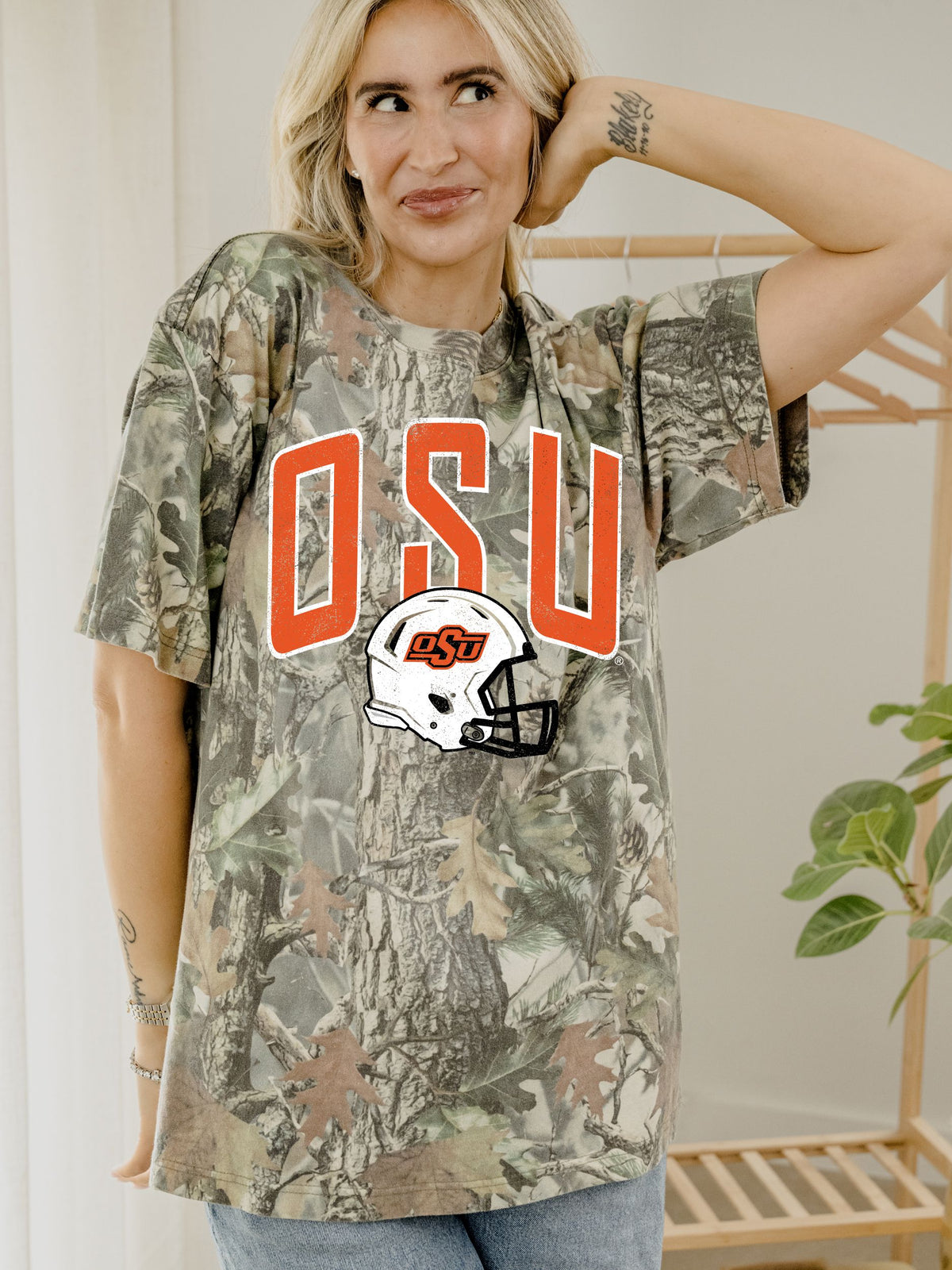 OSU Cowboys Helmet Fade Camouflage Tee
