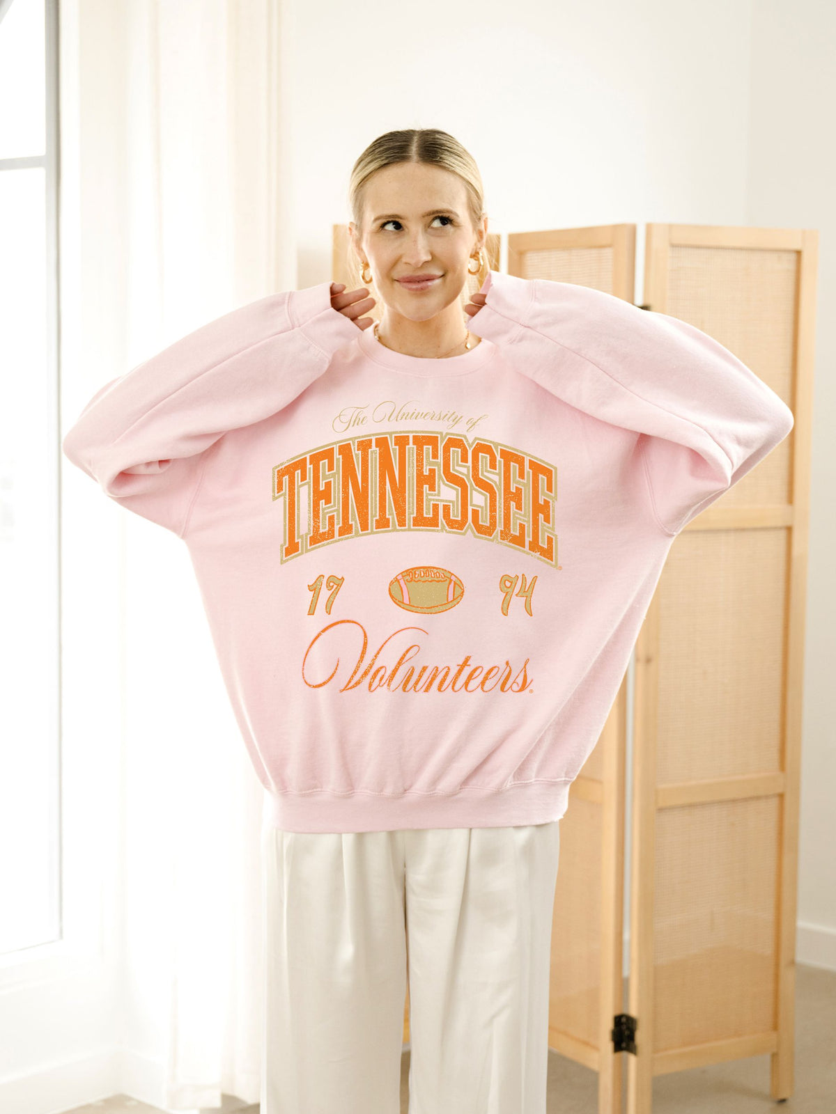 Tennessee Vols Wave Arch Pink Thrifted Sweatshirt