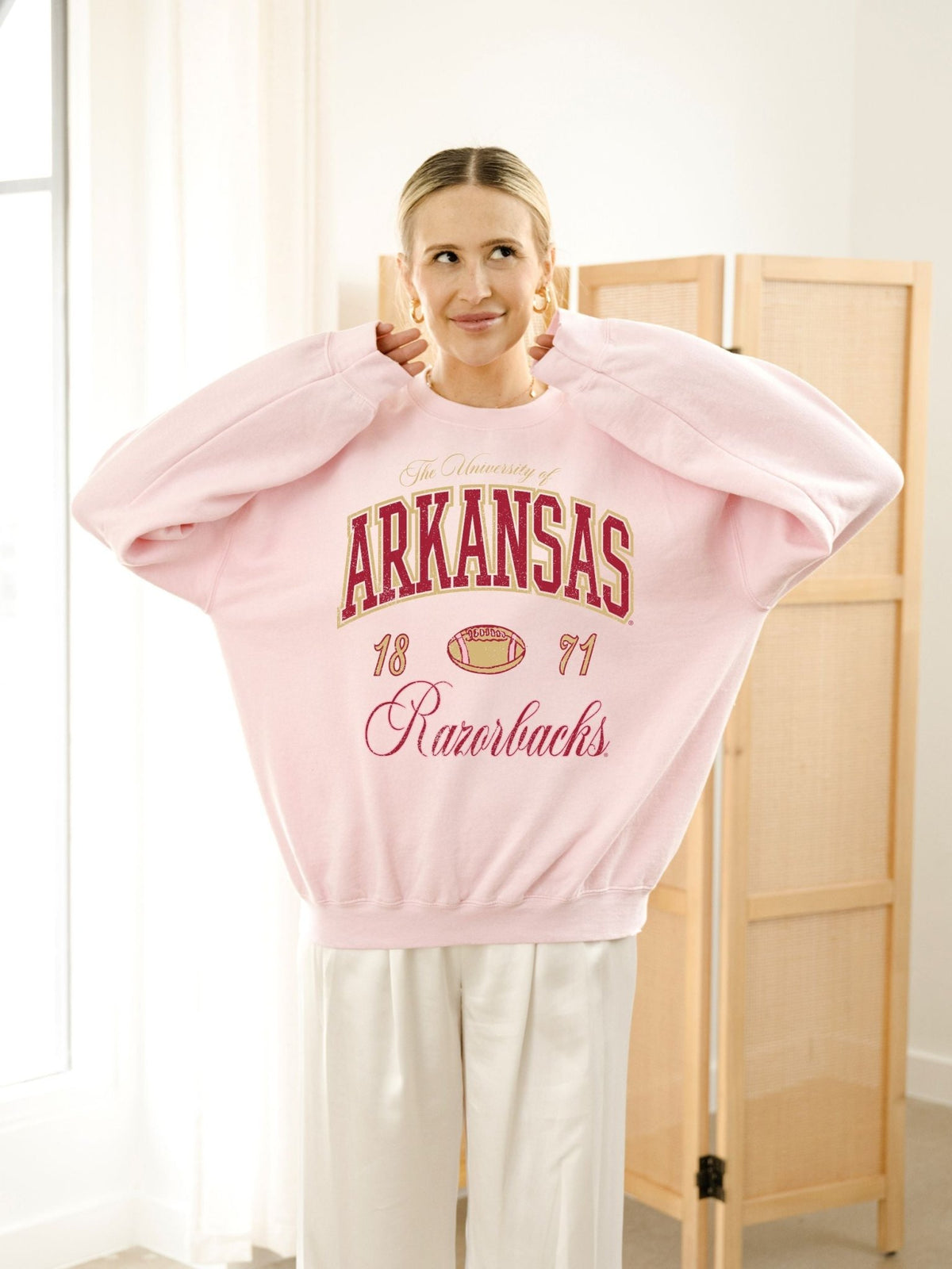 Arkansas Razorbacks Wave Arch Pink Thrifted Sweatshirt