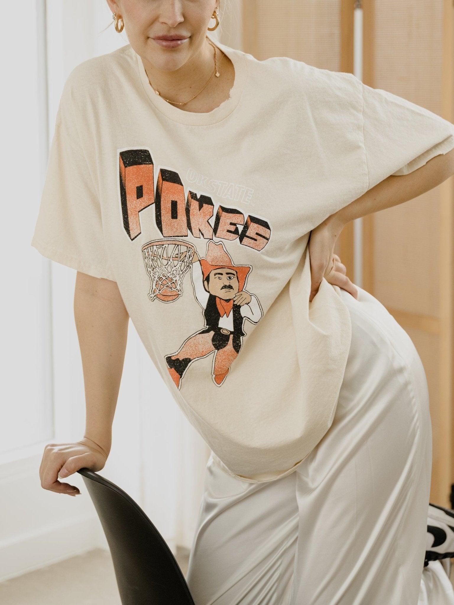 Pokes Basketball Mascot Dunk Off White Thrifted Tee Shoplivylu Pokes Basketball Mascot Dunk Off White Thrifted Tee Shoplivylu