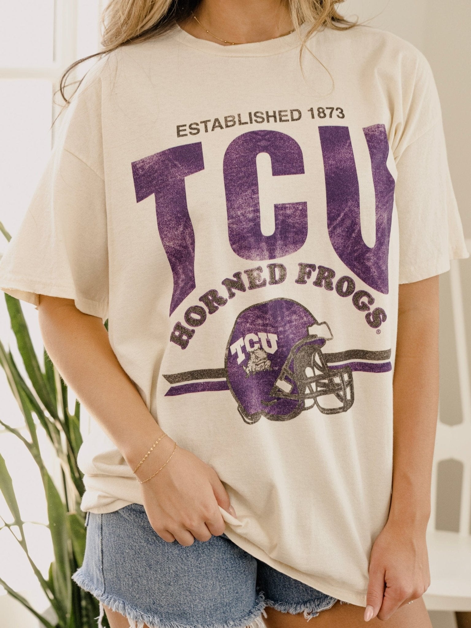 TCU Horned Frogs Established Date Helmet Off White Thrifted Tee