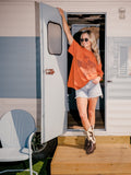 Willie Nelson UT Hook 'Em Horns Hand Sign Orange Thrifted Tee
