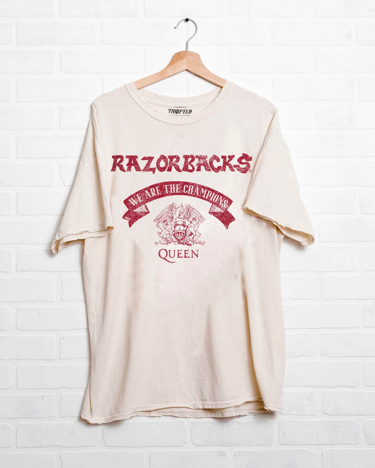 Queen Arkansas Razorbacks Champions Scroll Off White Thrifted Tee