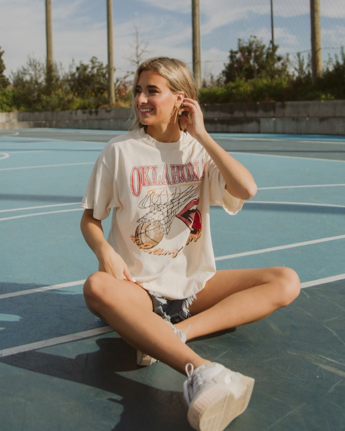 Rolling Stones Sooners Basketball Net Off White Thrifted Tee - shoplivylu