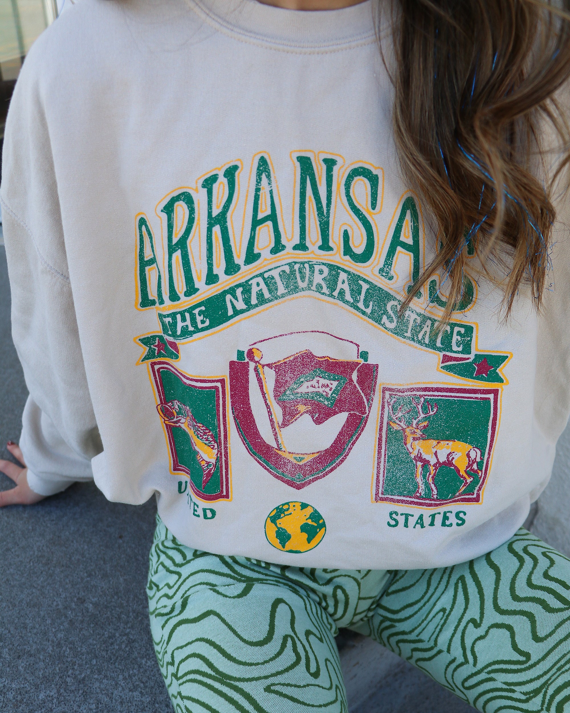 Arkansas Patch Sand Thrifted Sweatshirt - shoplivylu