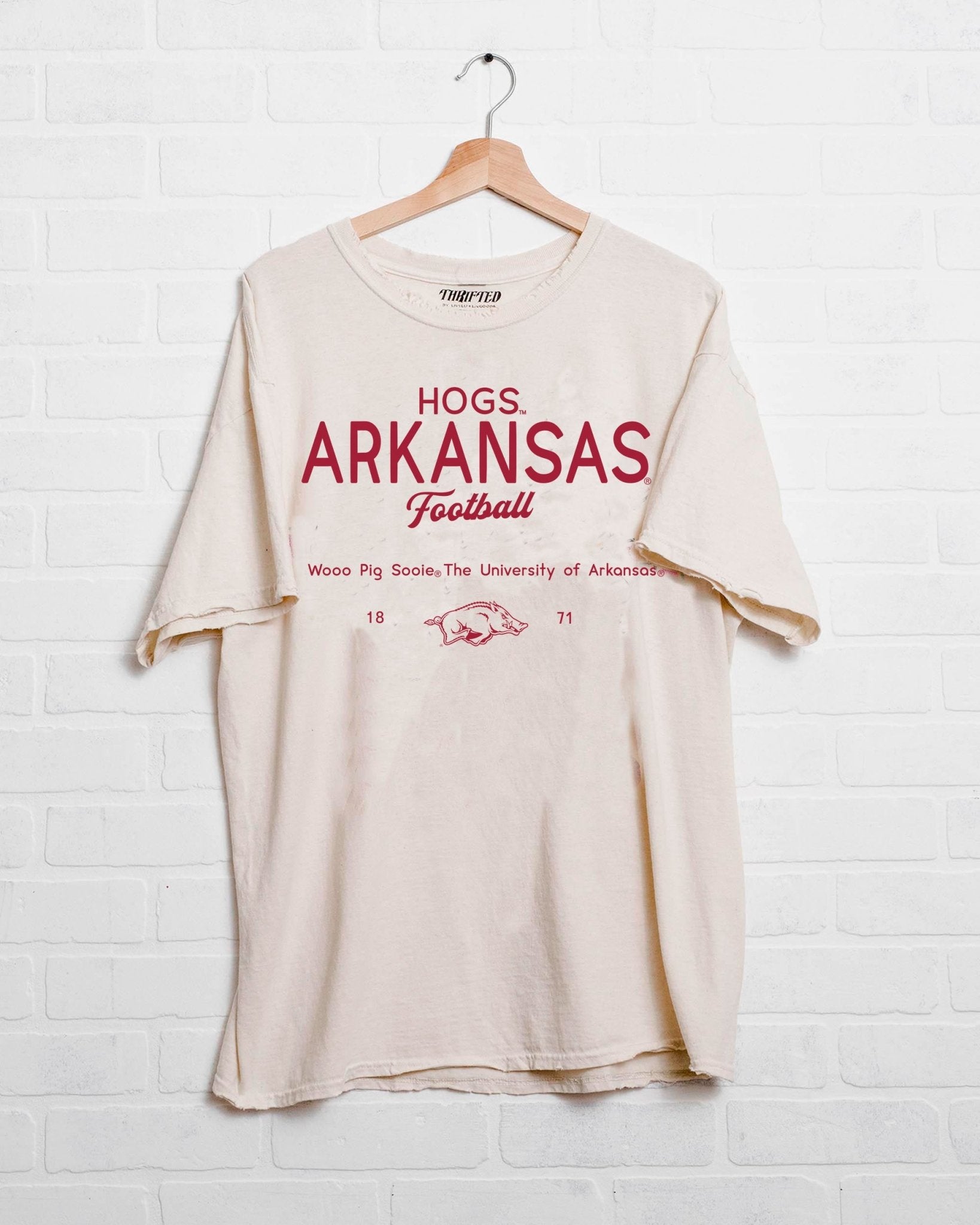 Arkansas Razorbacks Shot Off Off White Thrifted Tee - shoplivylu