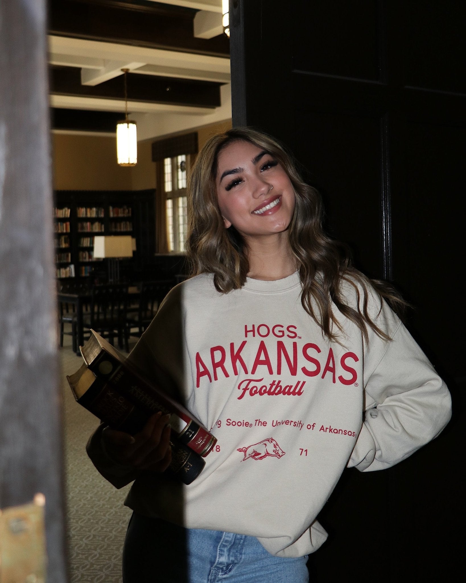 Arkansas Razorbacks Shot Off Sand Thrifted Sweatshirt - shoplivylu