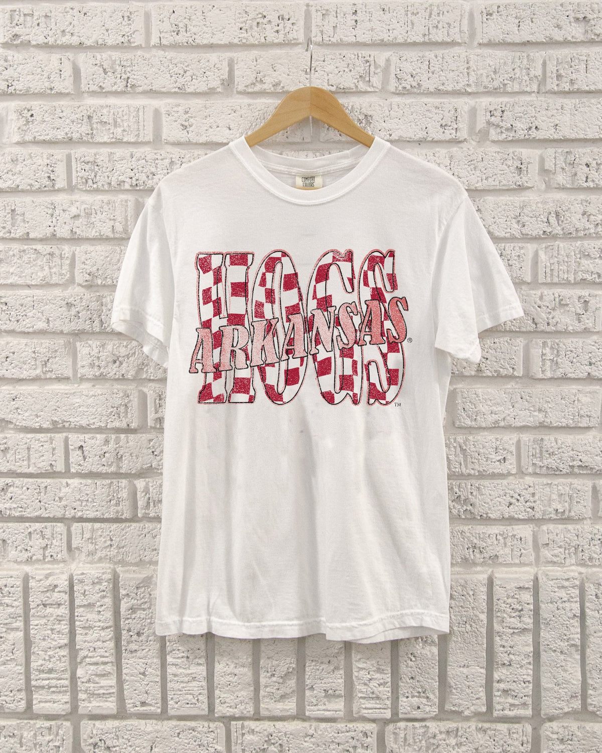 Arkansas Razorbacks Twisted Check White Tee - shoplivylu