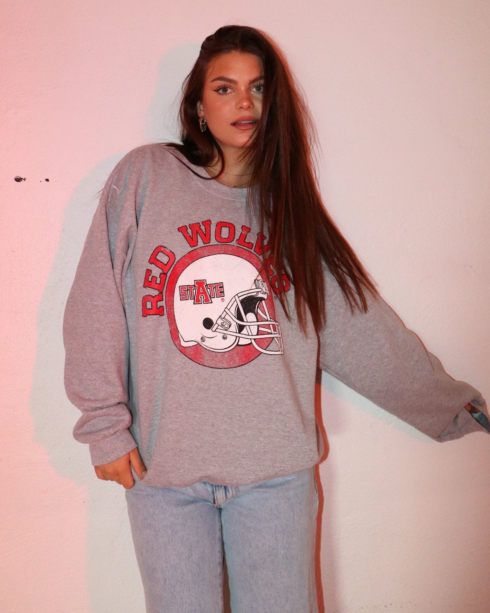 Arkansas State Red Wolves Helmet Circle Gray Thrifted Sweatshirt - shoplivylu