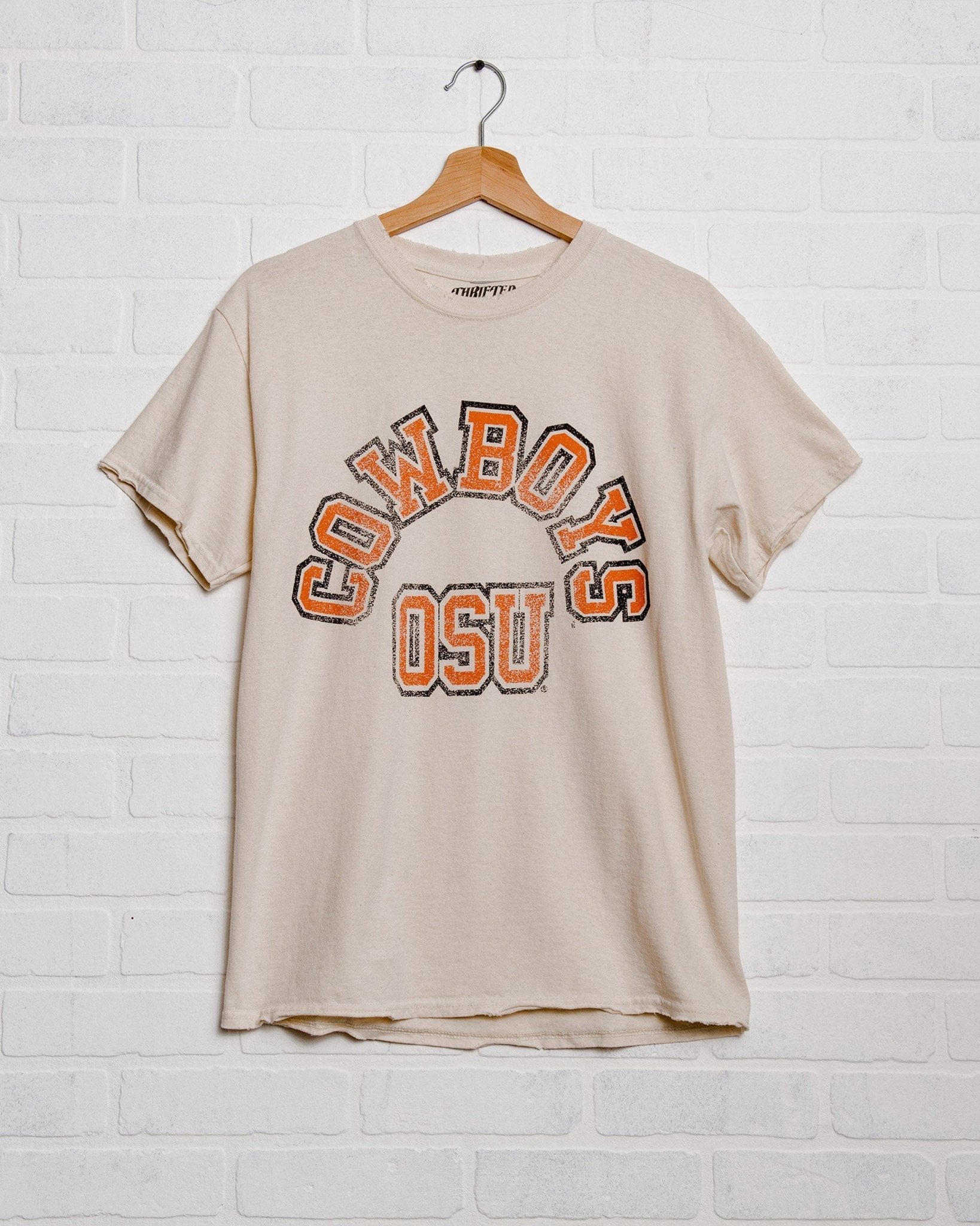 Cowboys Mega Arch Off White Thrifted Tee - shoplivylu