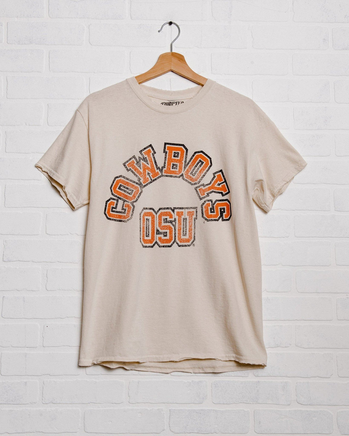 Cowboys Mega Arch Off White Thrifted Tee - shoplivylu
