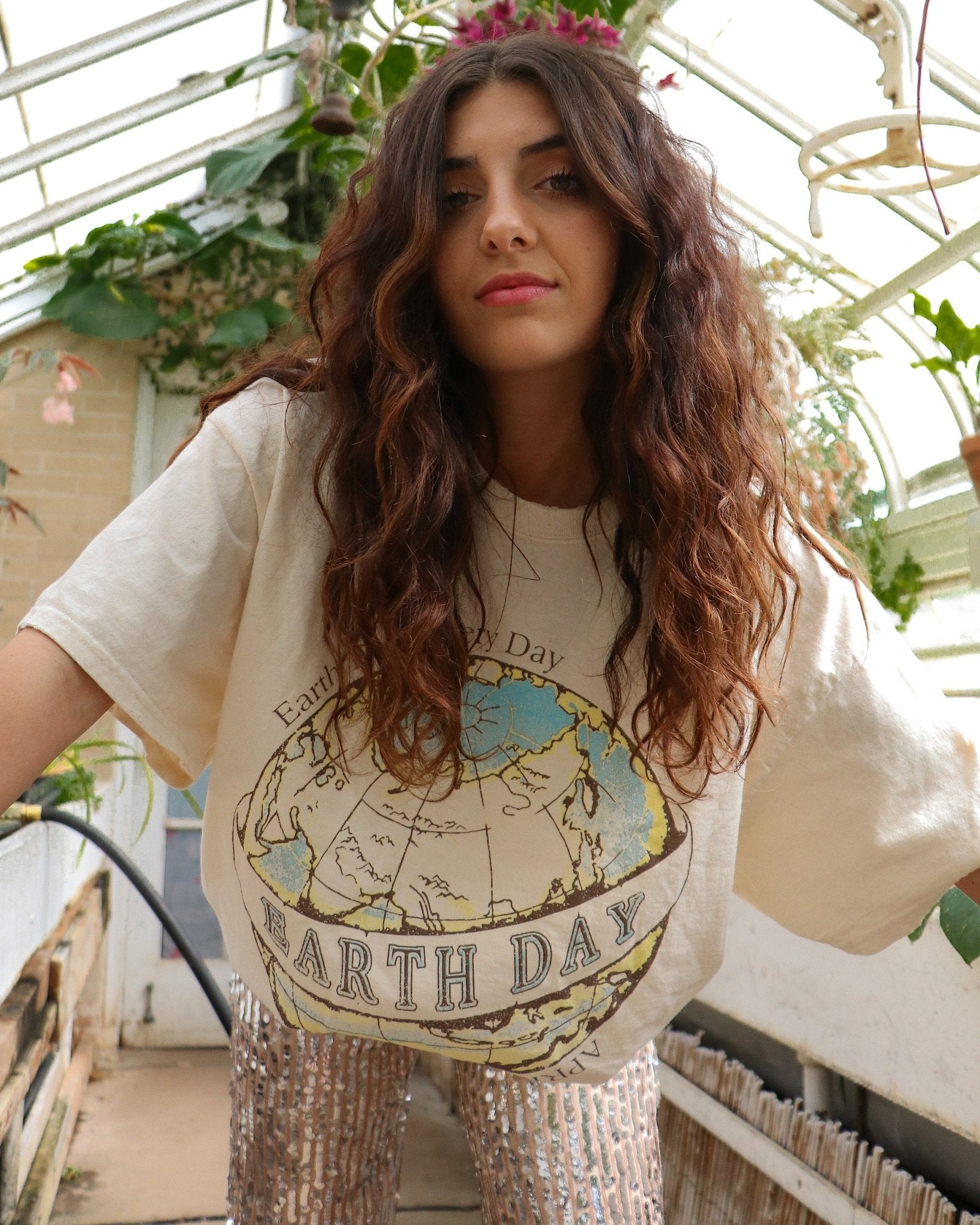 Earth Day Off White Thrifted Tee - shoplivylu