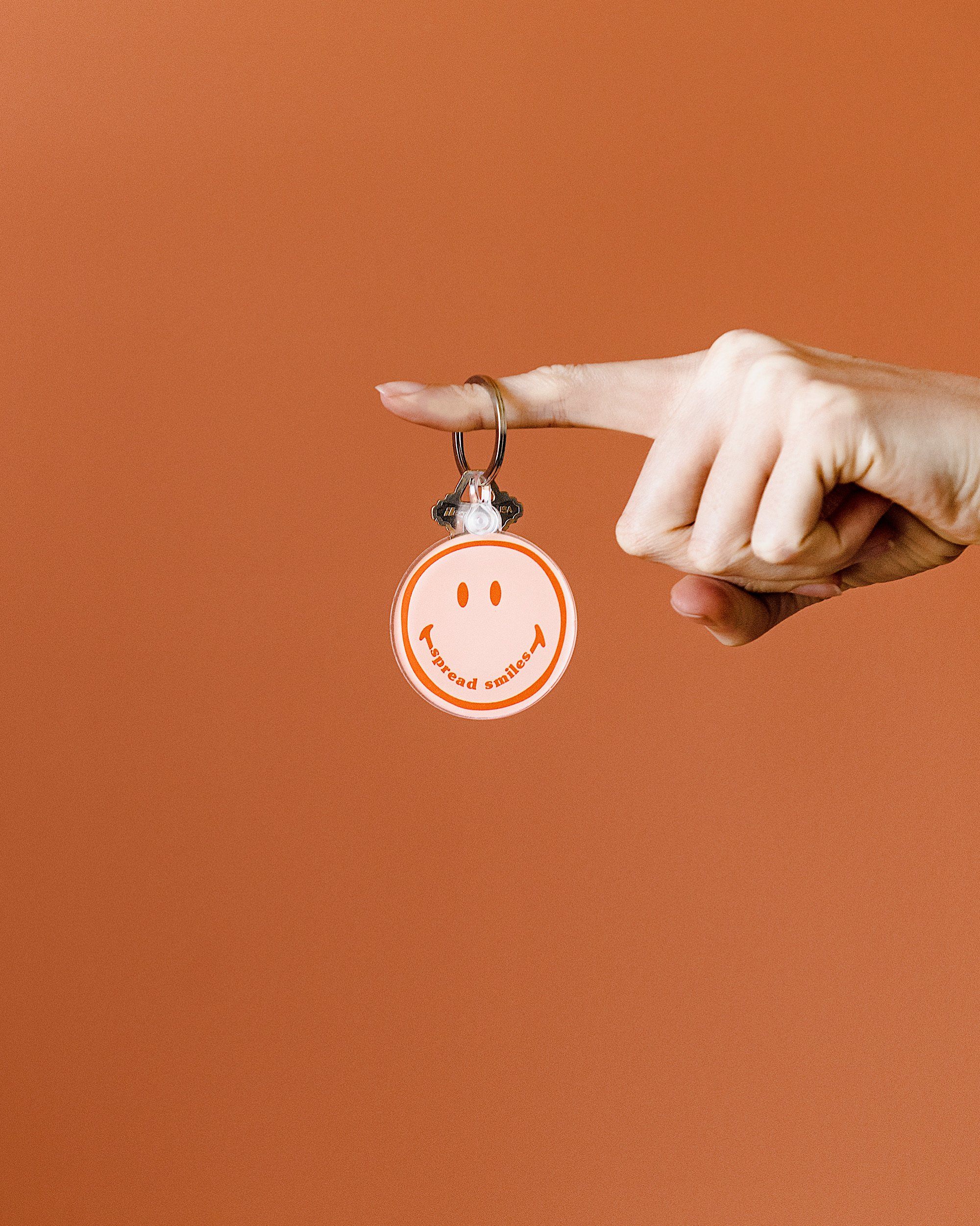 Spread Smiles Keychain - shoplivylu