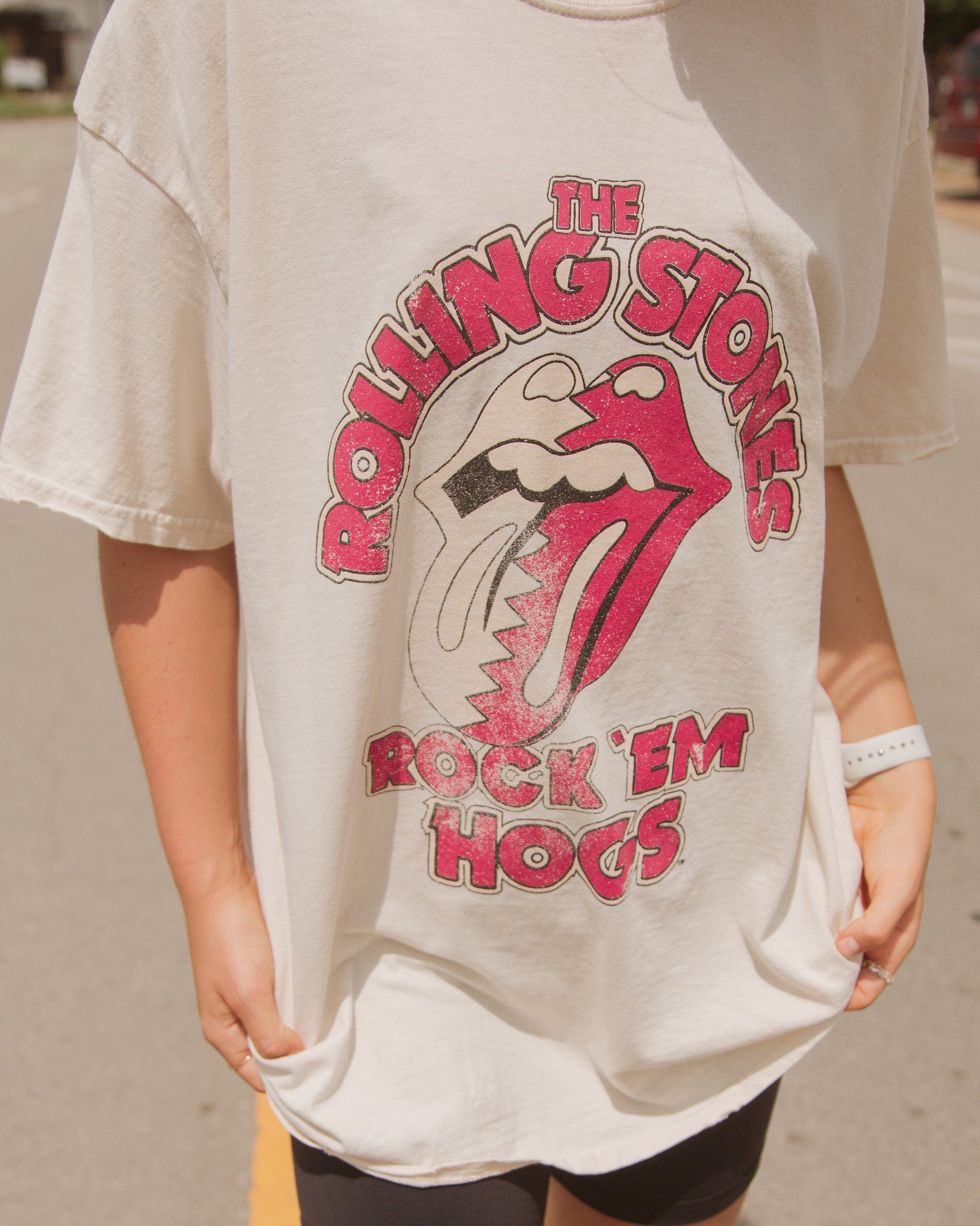Rolling Stones Rock 'Em Hogs Off White Thrifted Tee - shoplivylu