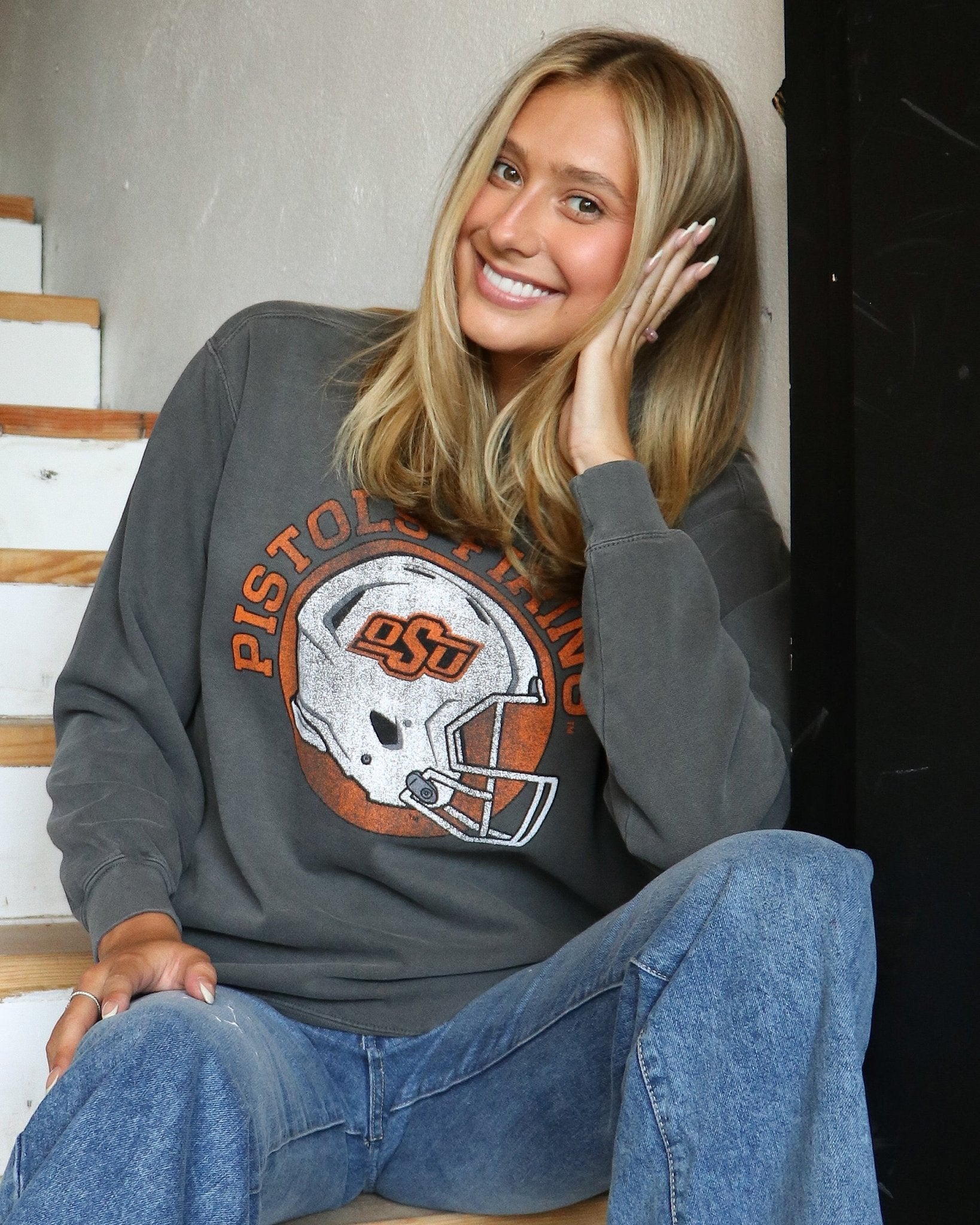 OSU Cowboys Helmet Circle Pepper Sweatshirt - shoplivylu