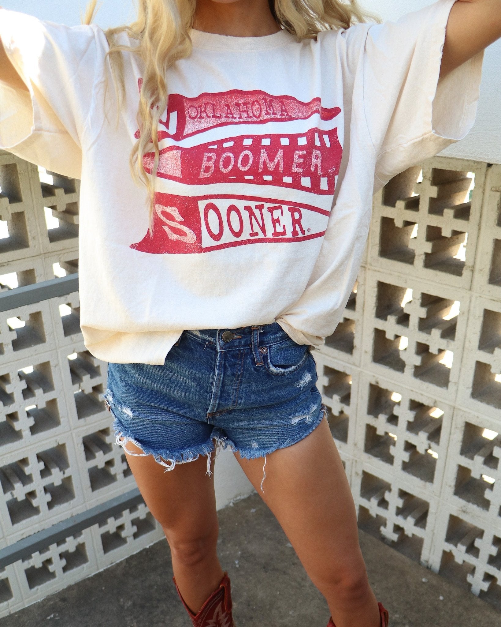 OU Sooners Pennant Off White Thrifted Tee - shoplivylu