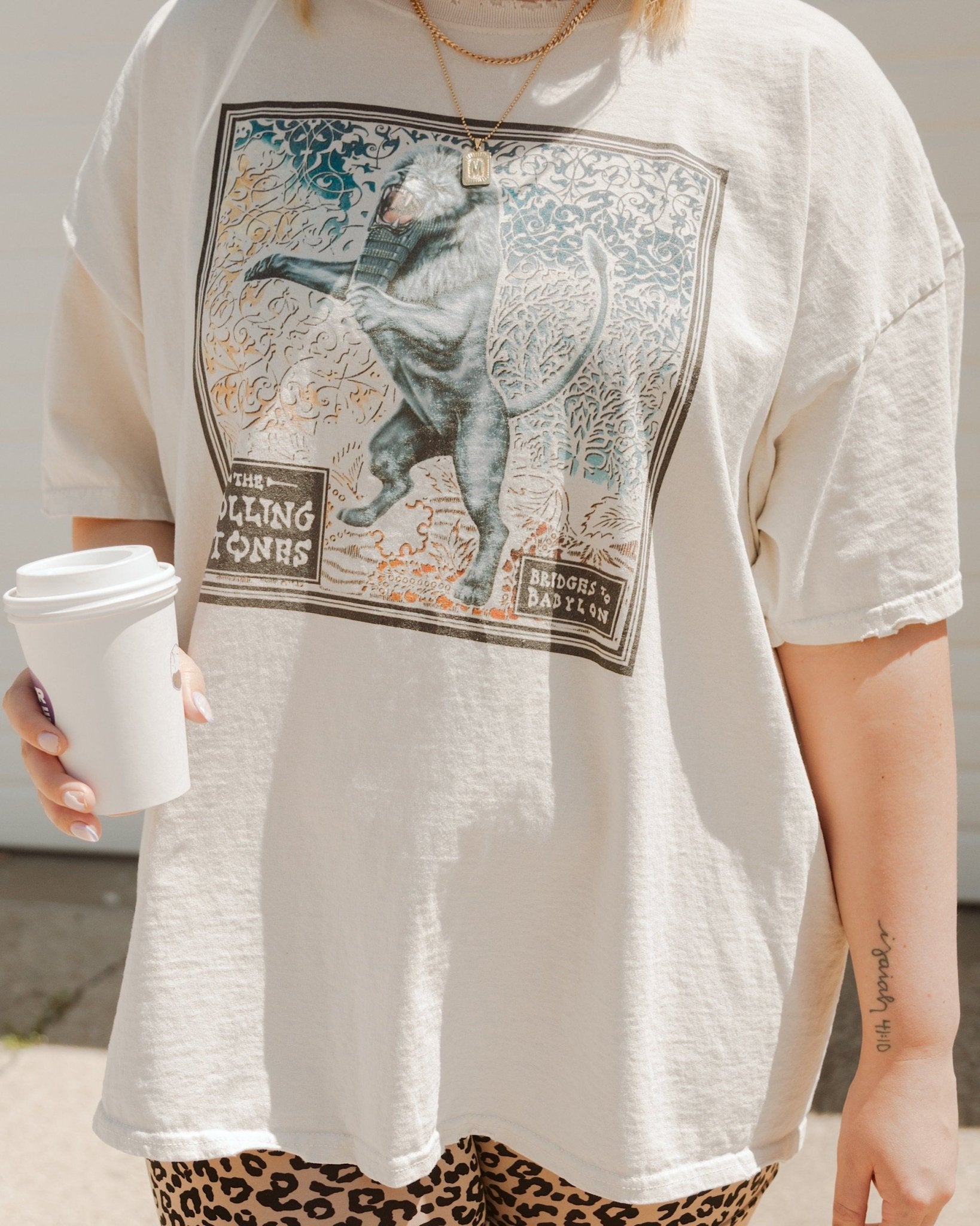 Rolling Stones Babylon Tour Lion Off White Thrifted Distressed Tee (FINAL SALE) - shoplivylu