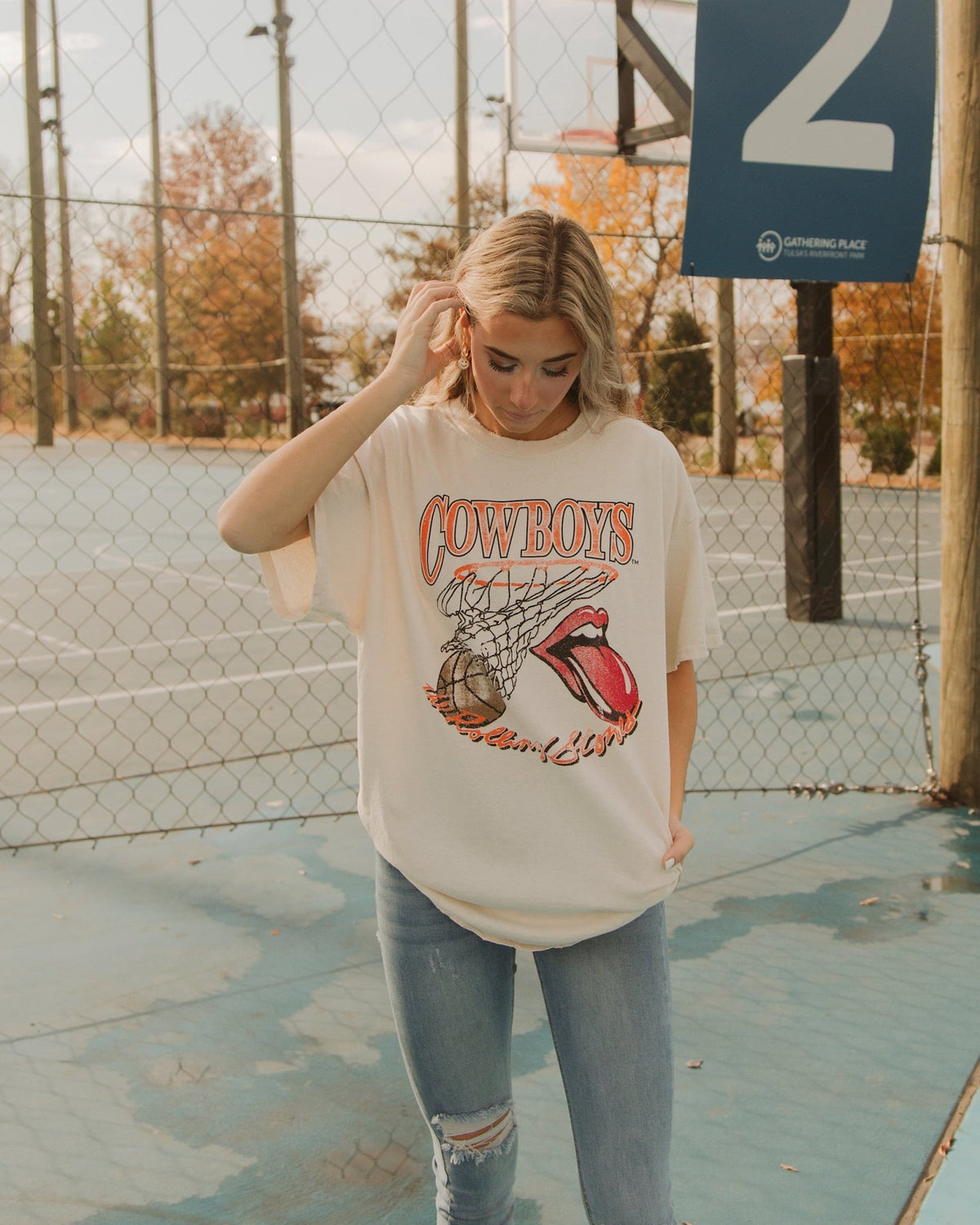 Rolling Stones Cowboys Basketball Net Off White Thrifted Tee - shoplivylu