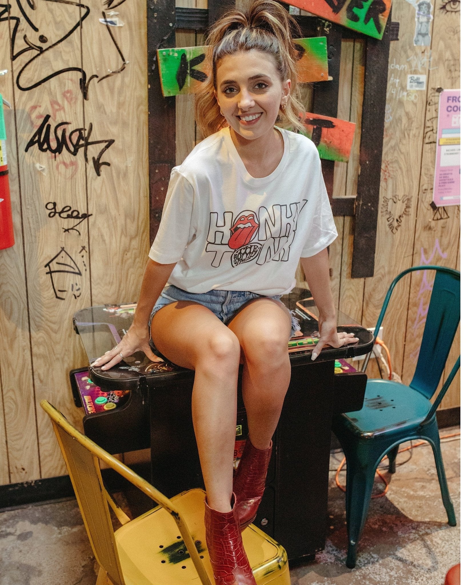 Rolling Stones Nashville Inside Lick White Tee - shoplivylu