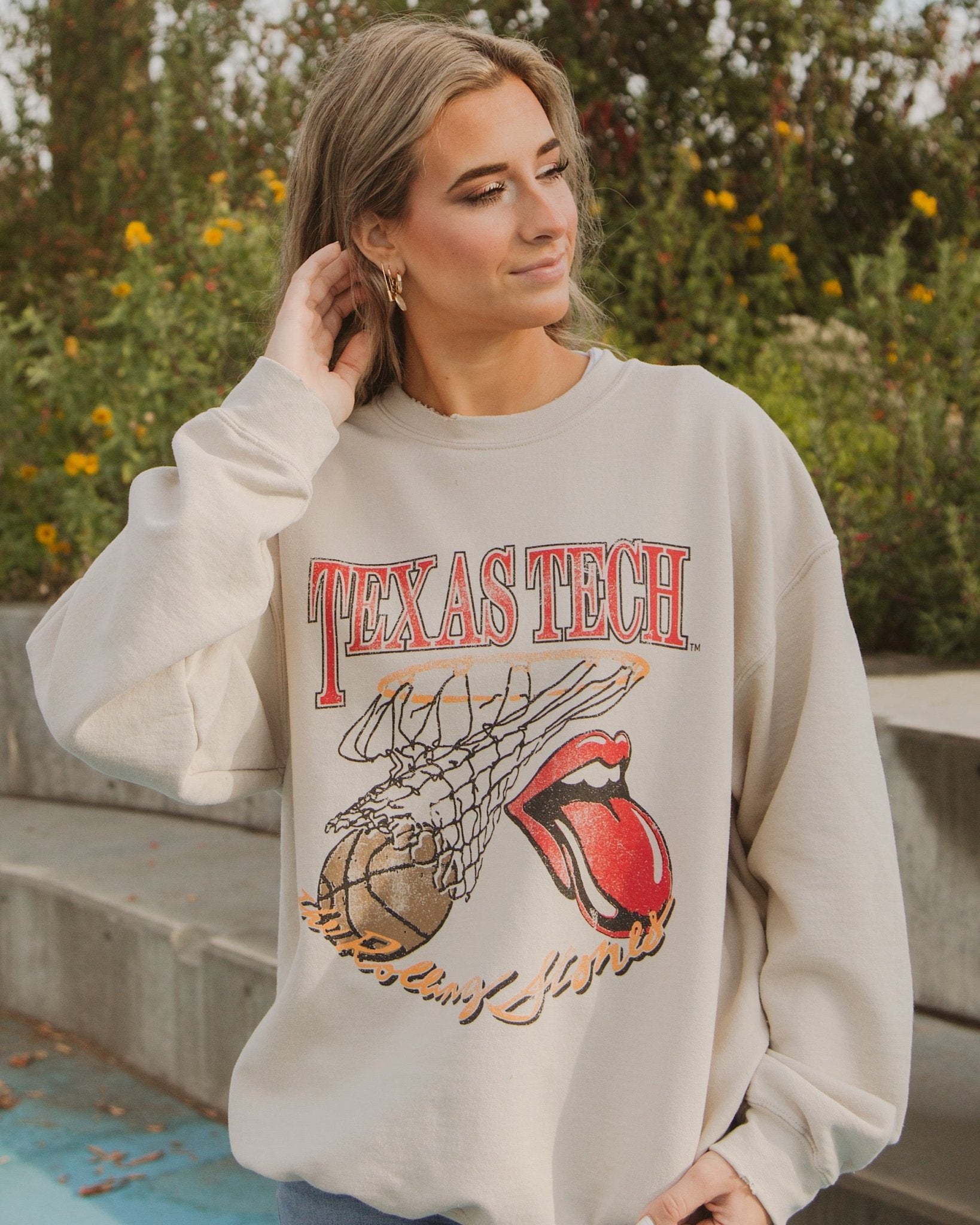 Rolling Stones Texas Tech Basketball Net Sand Thrifted Sweatshirt - shoplivylu