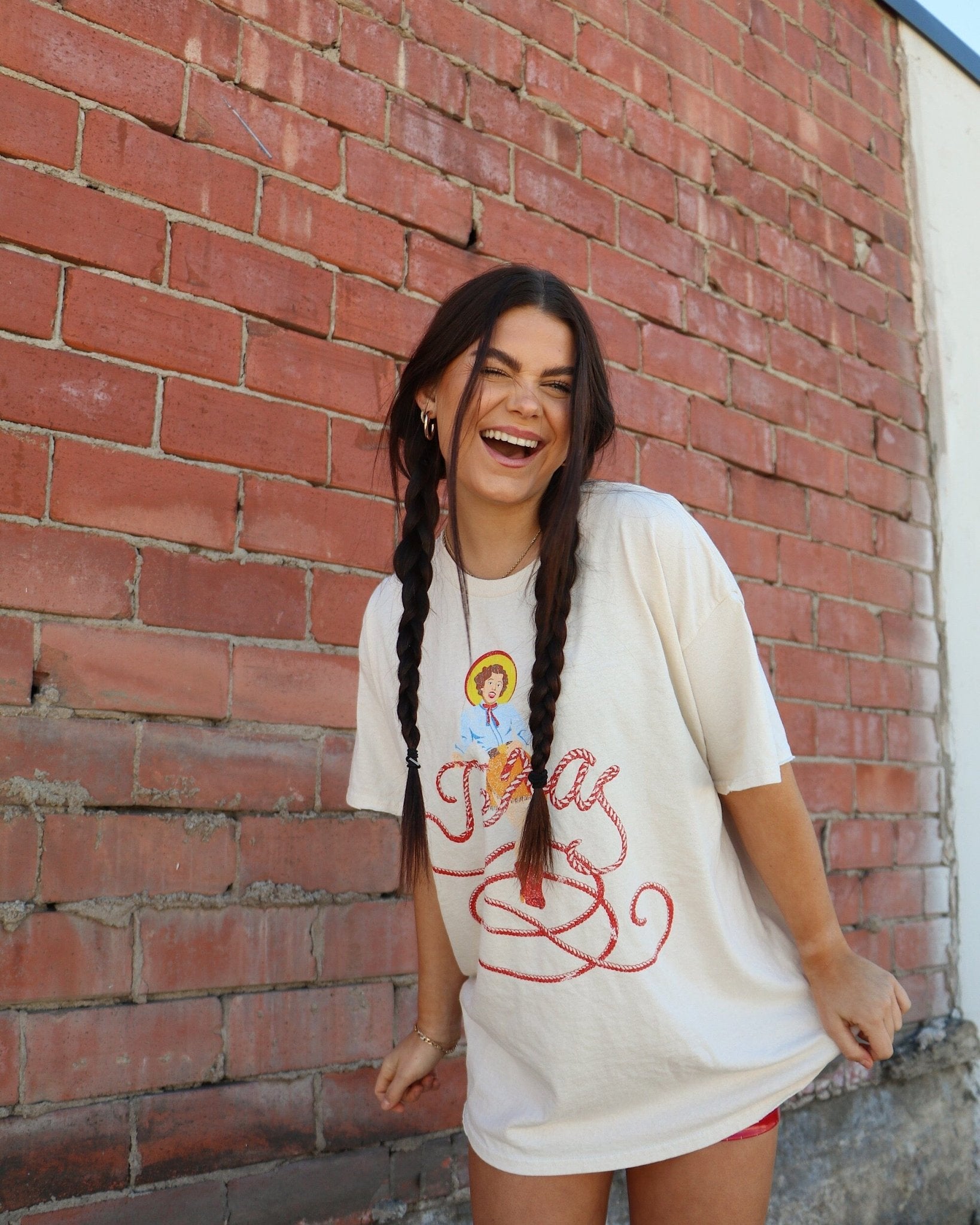 Texas Cowgirl Off White Thrifted Tee - shoplivylu