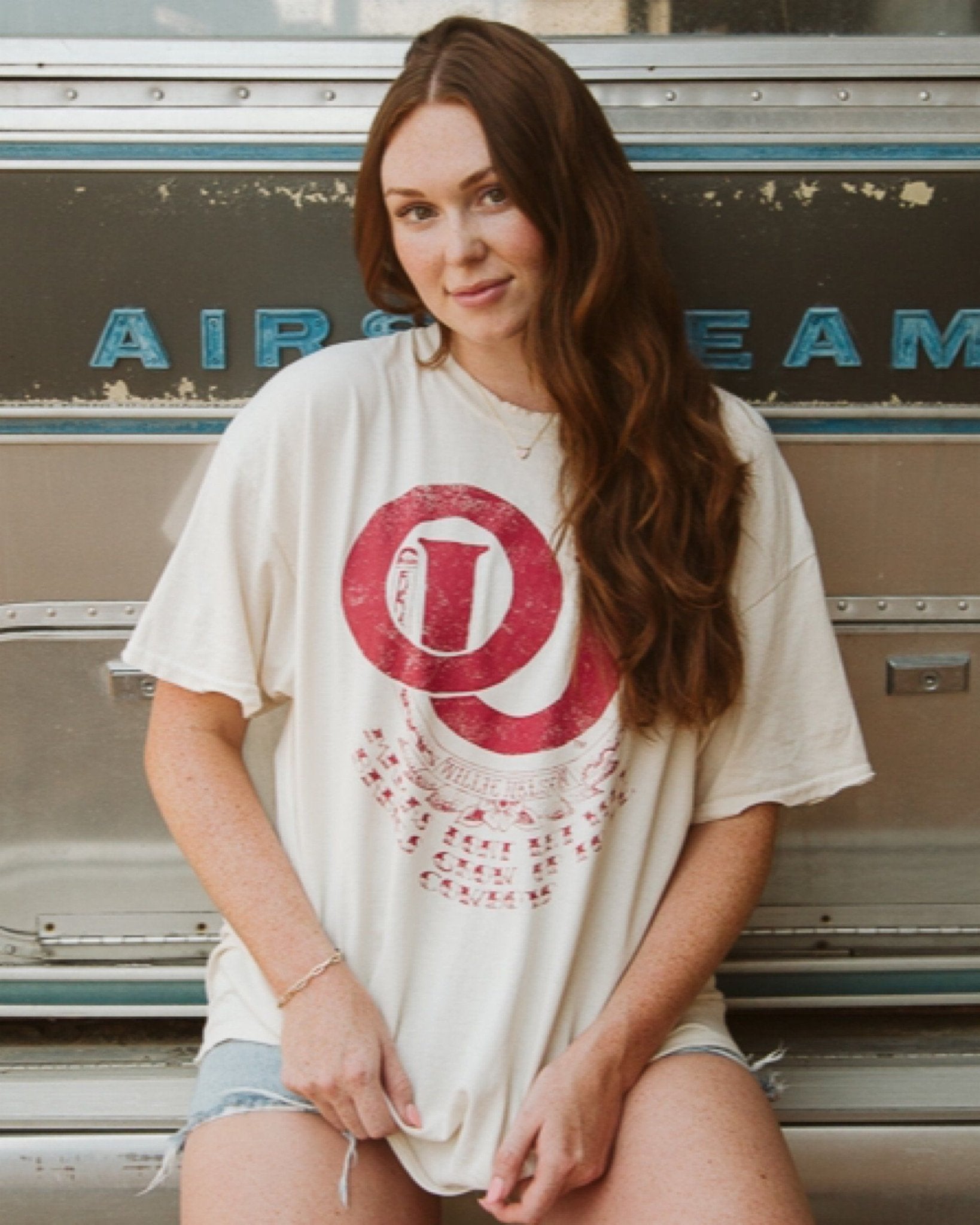 Willie Nelson OU Mama's Off White Thrifted Tee - shoplivylu